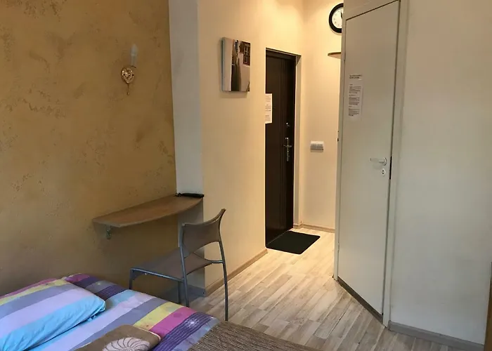 Kunderi 게스트하우스 *